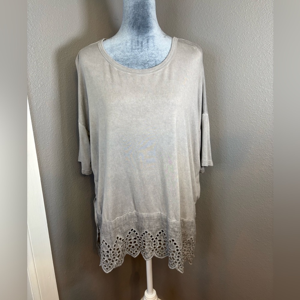 Anthropologie Oliver by Escio Boho Oversized Eyelet Detail Tunic Top Size S